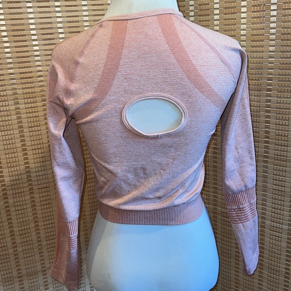 Kimberly  Cropped Sweater Pink - Picture 3 of 6